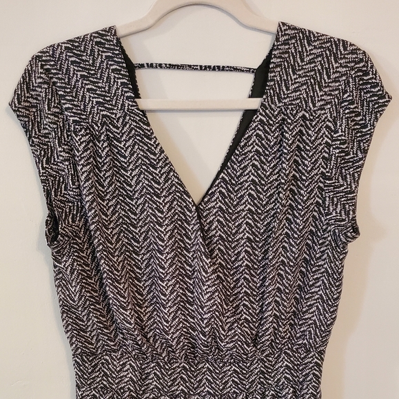 DR2 by Daniel Rainn dress size medium - Picture 1 of 5